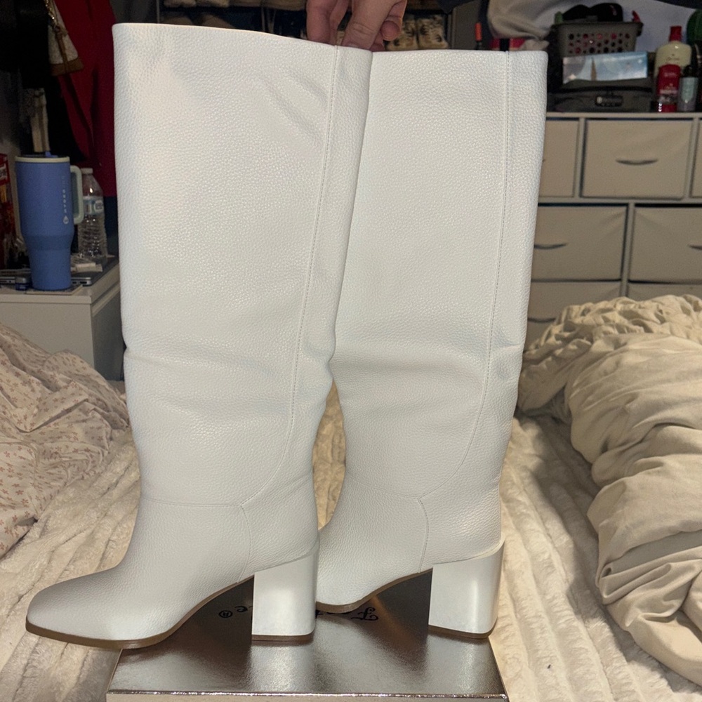 Elegant White Knee-High Boots